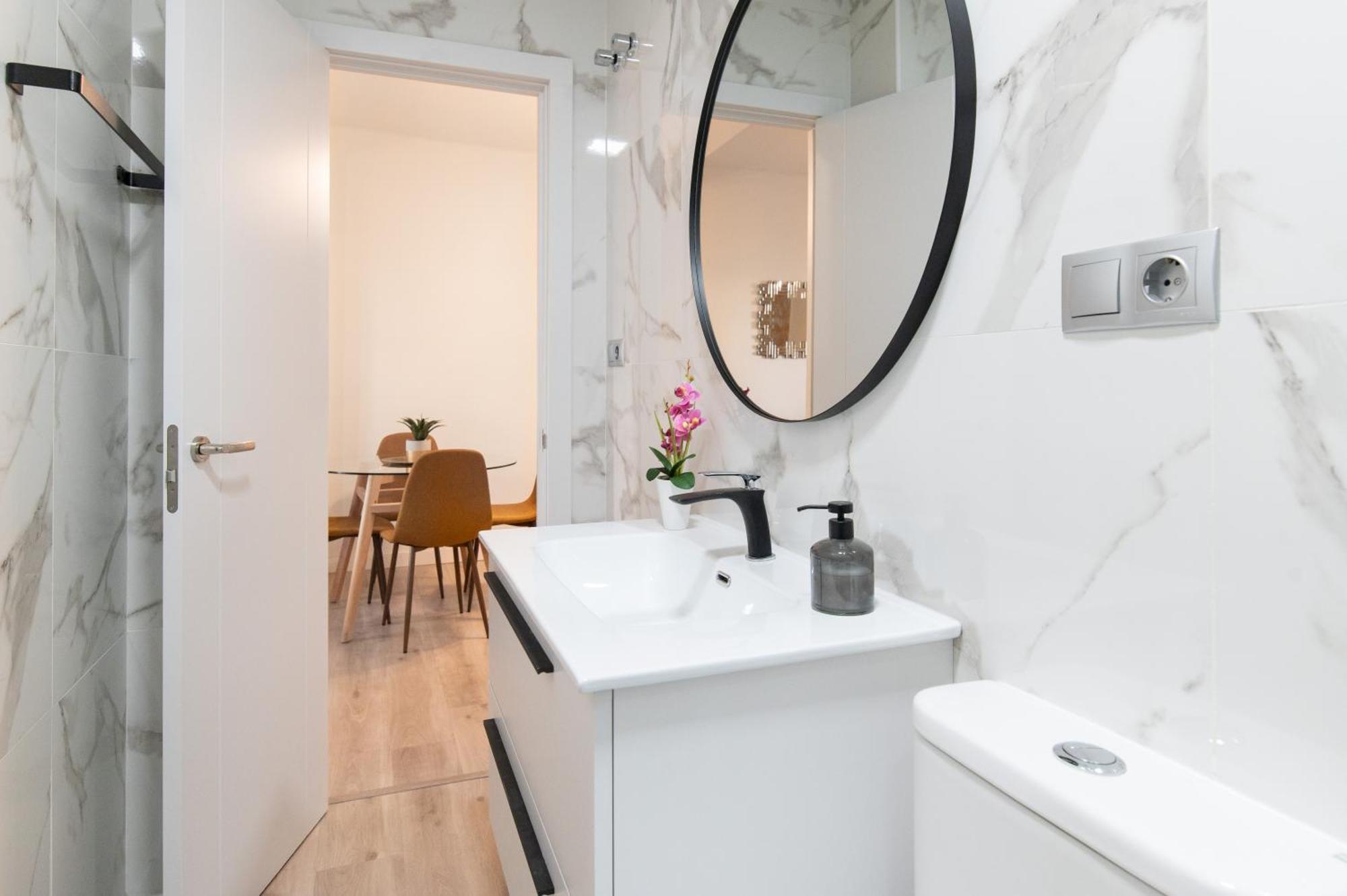 Apartamento Triana Habitame Inmobiliaria Sevilla Dış mekan fotoğraf